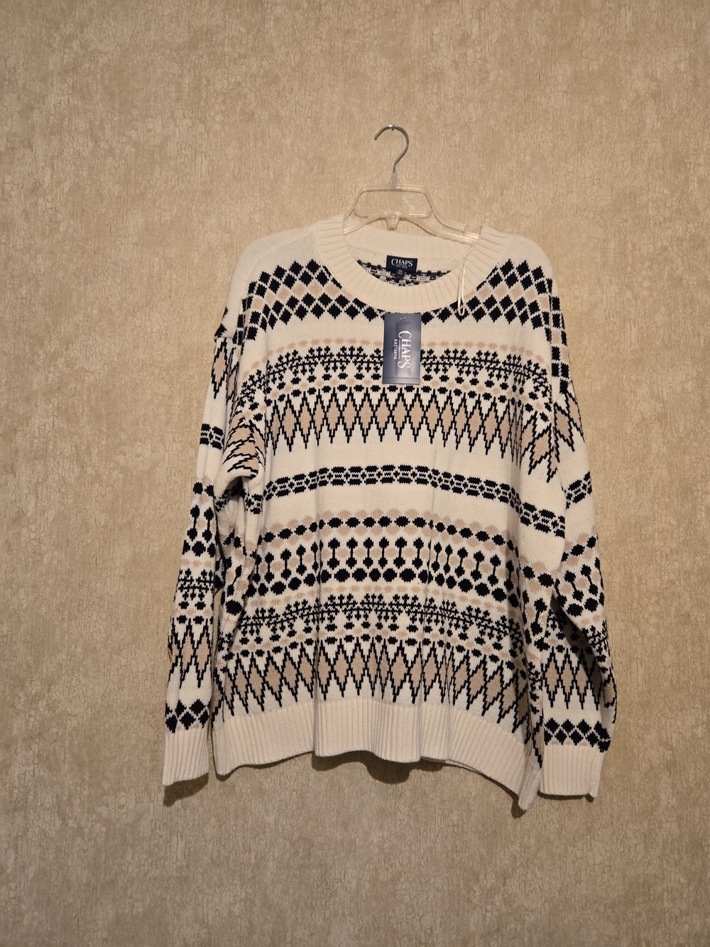 Chaps men's Cream & Black Patterned Crewneck Sweater